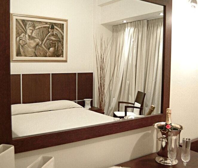 Blue Sea Hotel Alimos