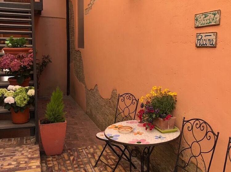 בית מלון כפרי Borgo Antico