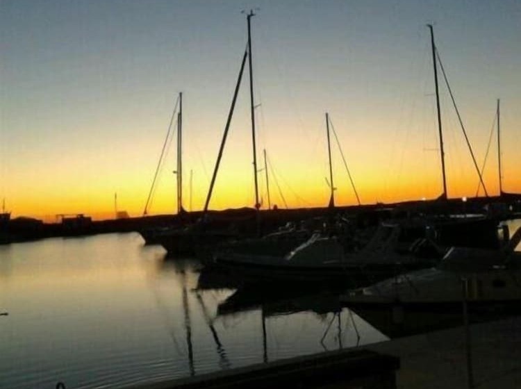 Отель Borgo Marina