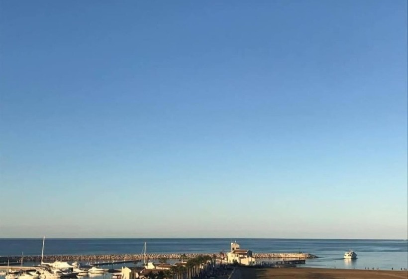 Отель Borgo Marina