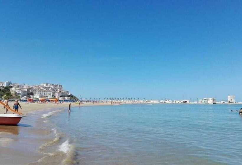 Отель Borgo Marina