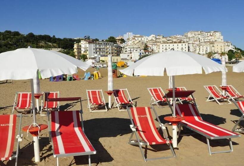 Отель Borgo Marina