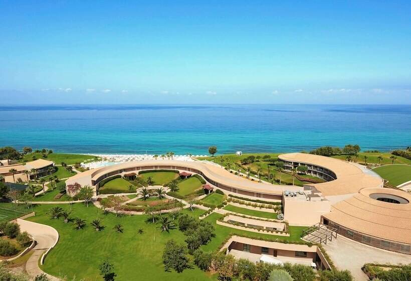 Отель Capovaticano Resort Thalasso Spa