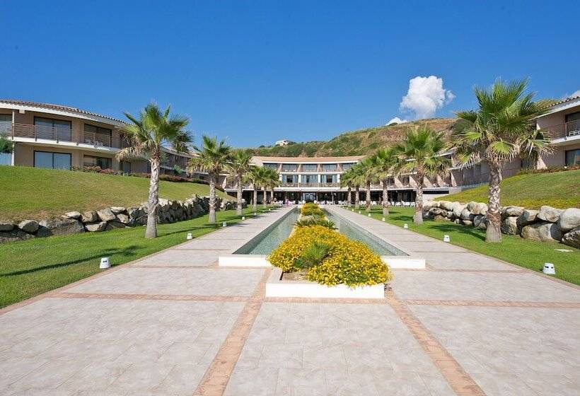 فندق Capovaticano Resort Thalasso Spa
