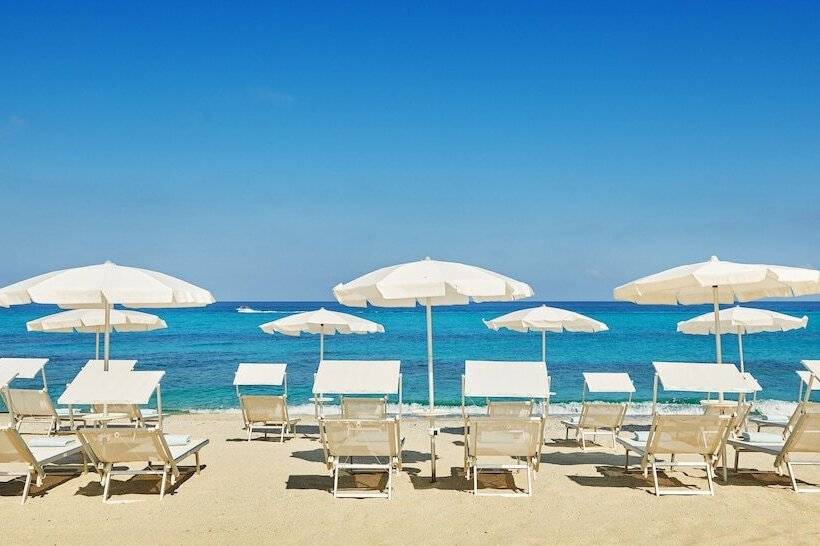 Отель Capovaticano Resort Thalasso Spa