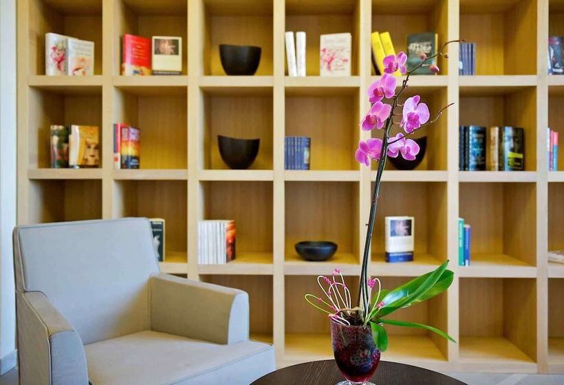 Отель Capovaticano Resort Thalasso Spa