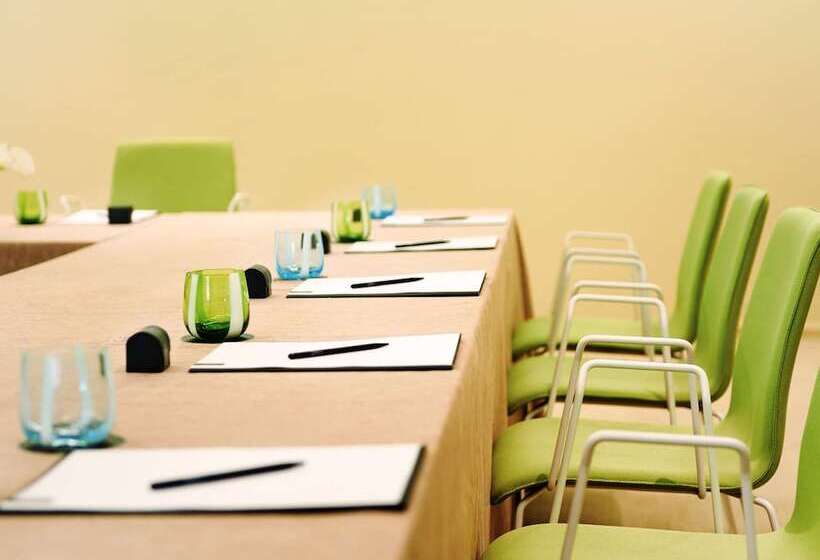 Отель Capovaticano Resort Thalasso Spa