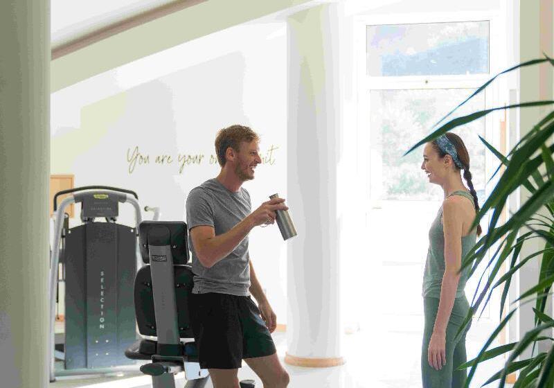 فندق Capovaticano Resort Thalasso Spa