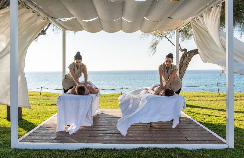 فندق Capovaticano Resort Thalasso Spa