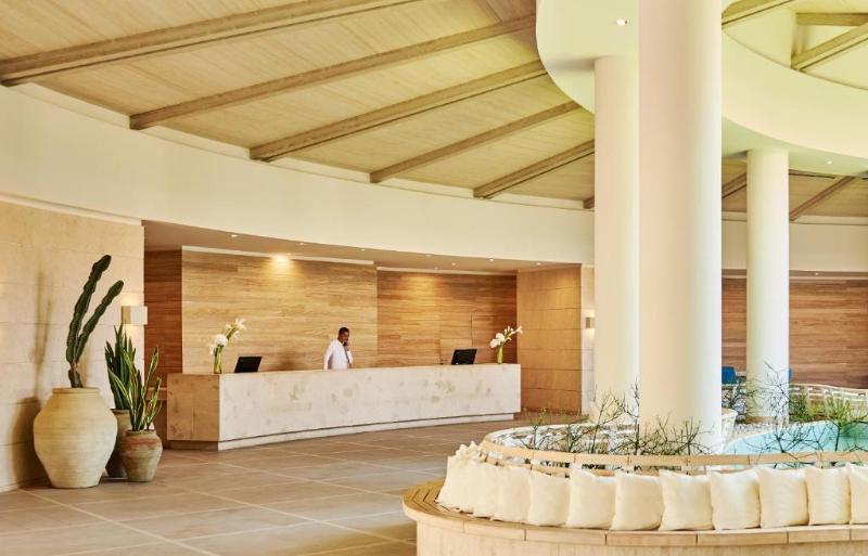 فندق Capovaticano Resort Thalasso Spa