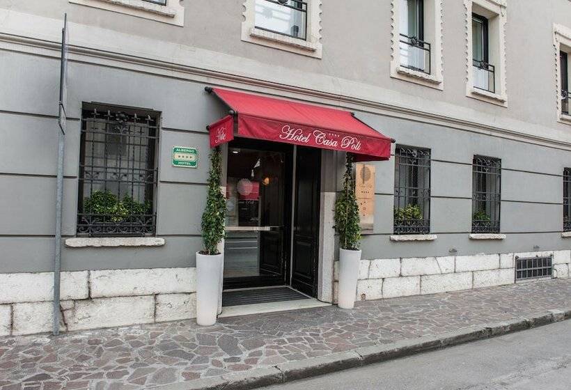 Отель Casa Poli