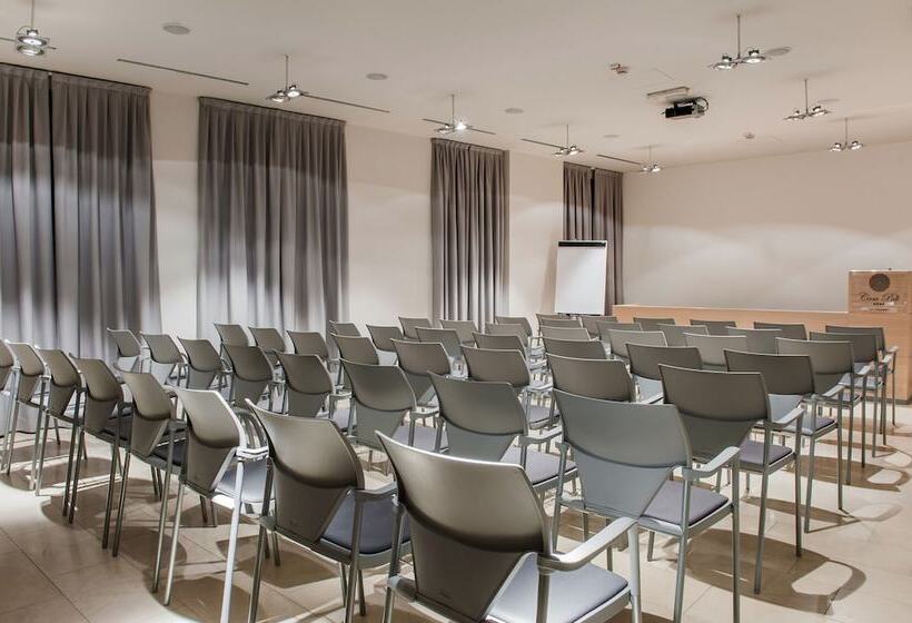 Отель Casa Poli