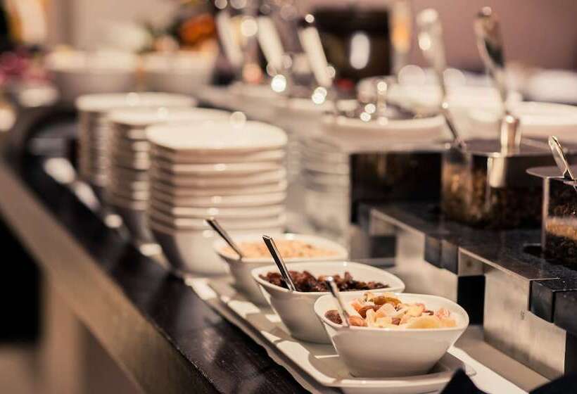 Отель Casa Poli