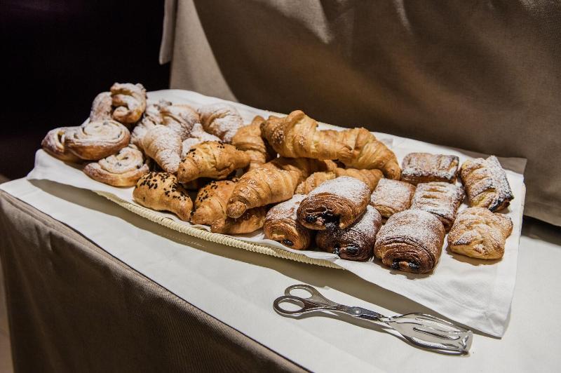 Отель Casa Poli