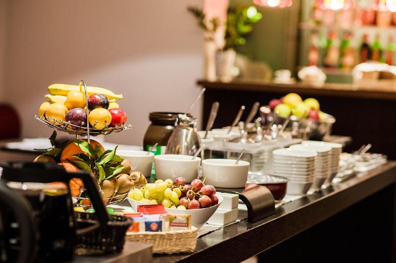 Отель Casa Poli