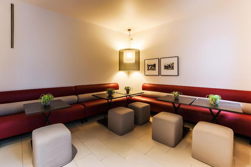 Отель Casa Poli