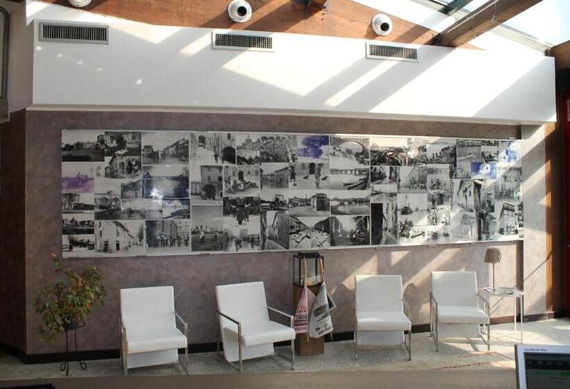 فندق Cascina Scova Resort