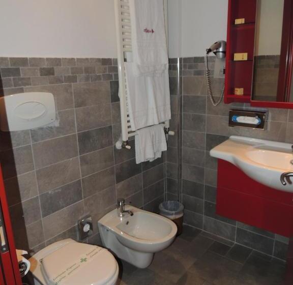 فندق Cascina Scova Resort