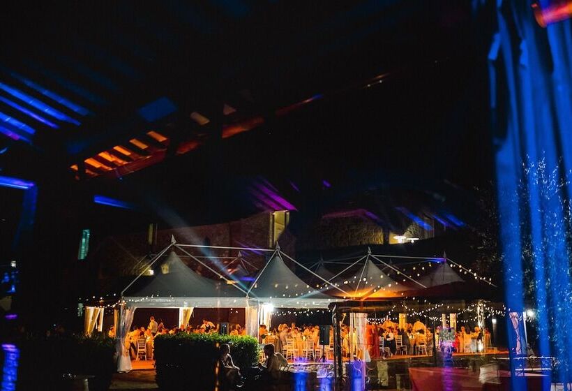 هتل Castellare Di Tonda