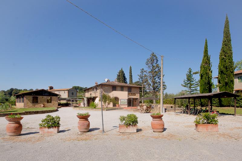 هتل Castellare Di Tonda