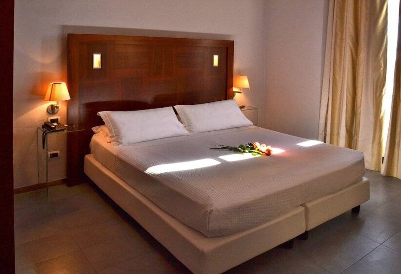 فندق Castello Di Montaldo Torino