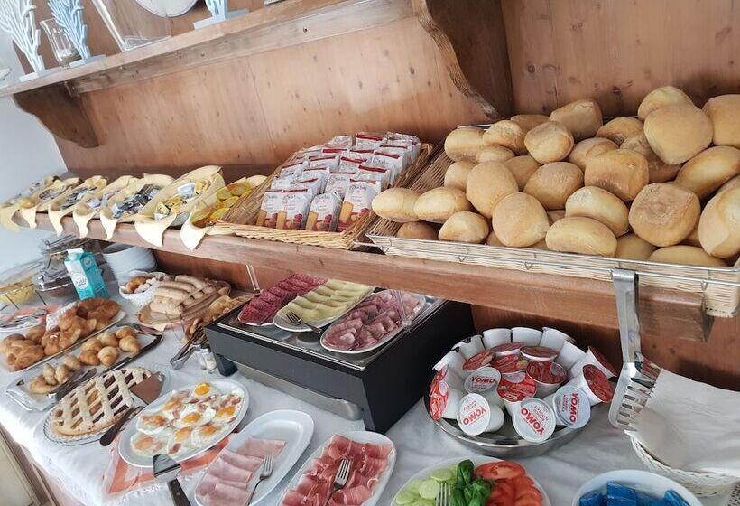 فندق Castello Di Tavolara