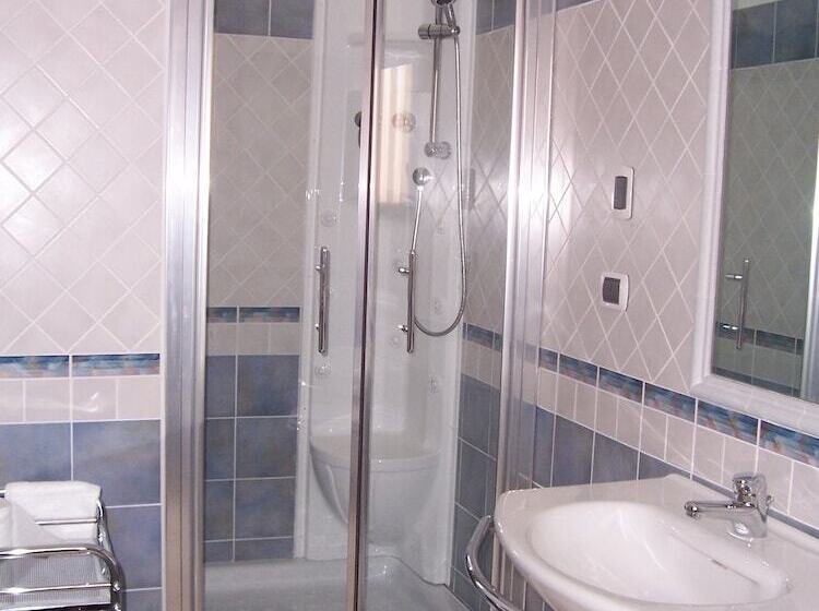 בית מלון כפרי Castello Di Tavolara