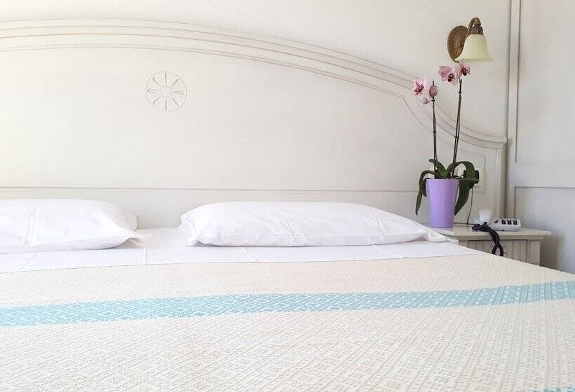 בית מלון כפרי Castello Di Tavolara