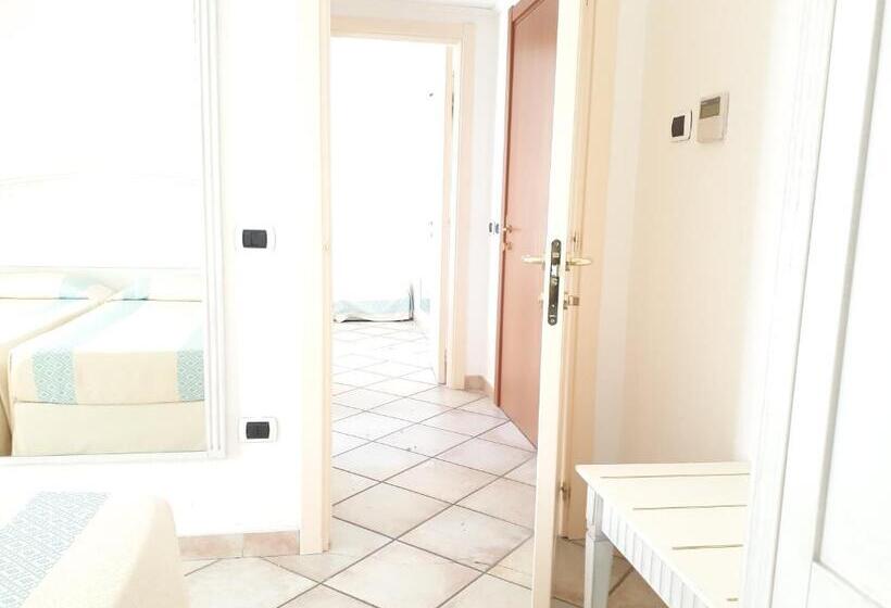 בית מלון כפרי Castello Di Tavolara