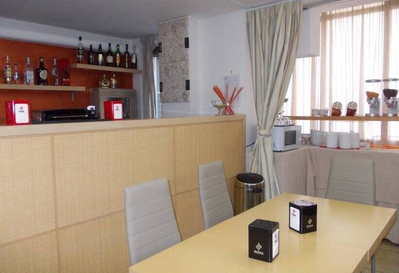 Отель Catania Town