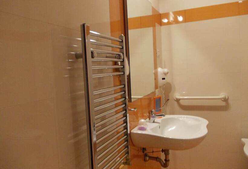 Отель Catania Town