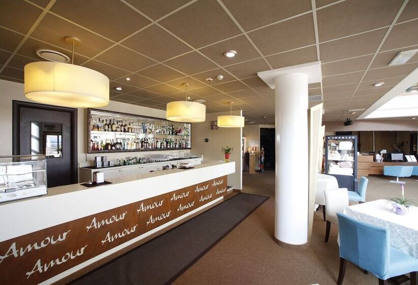 Cocca Hotel Royal Thai Spa