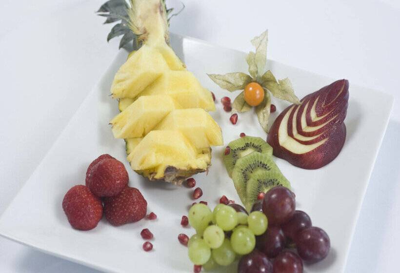 Отель Constantinou Bros Asimina Suites