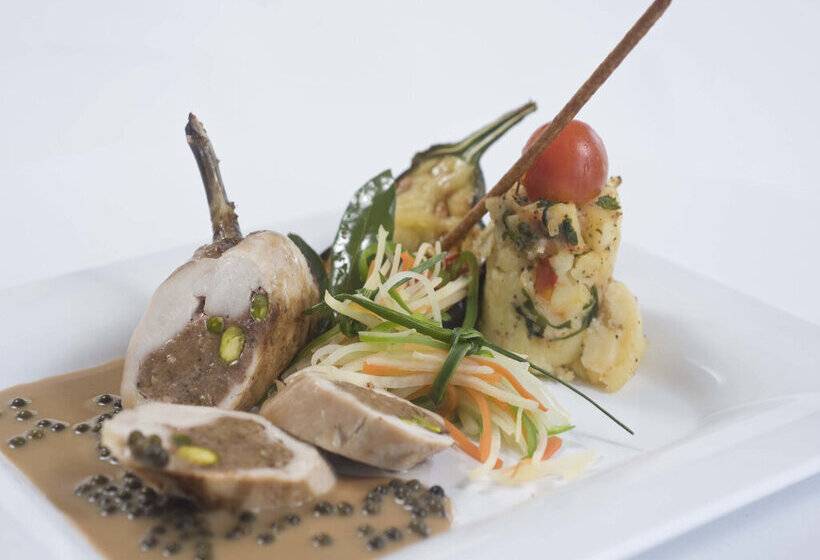 Отель Constantinou Bros Asimina Suites