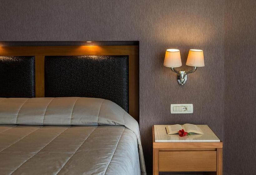 בית מלון כפרי Cretan Dream Resort & Spa