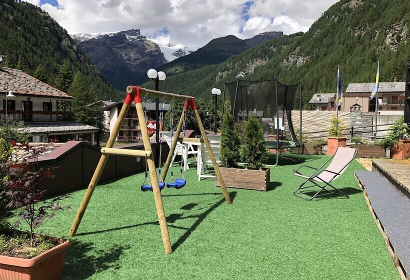 ホテル De Champoluc