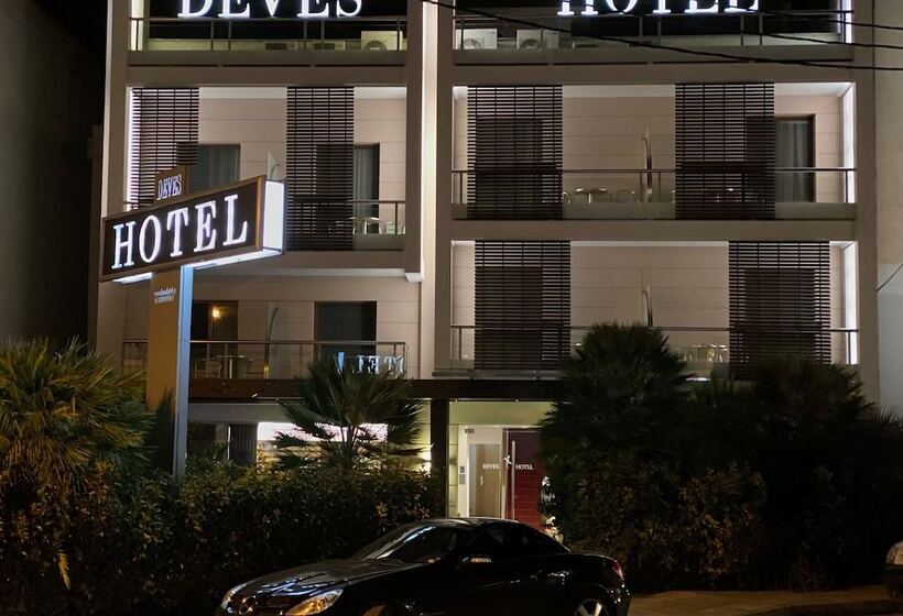 酒店 Deves