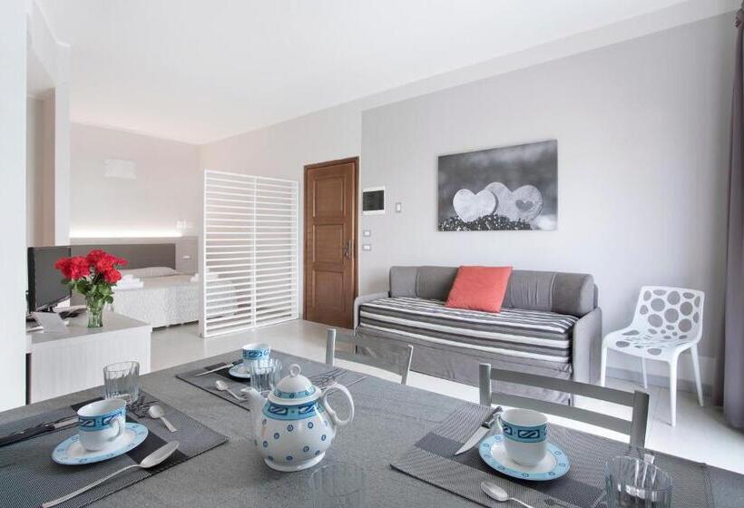 酒店 Diano Sporting Apartments