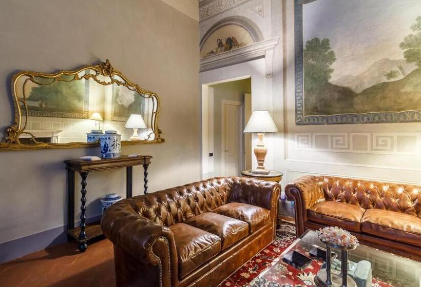 هتل Dimora Storica Palazzo Puccini