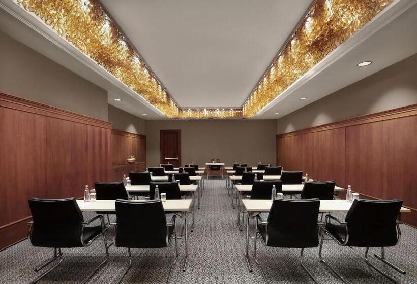 هتل Istanbul Marriott Pendik