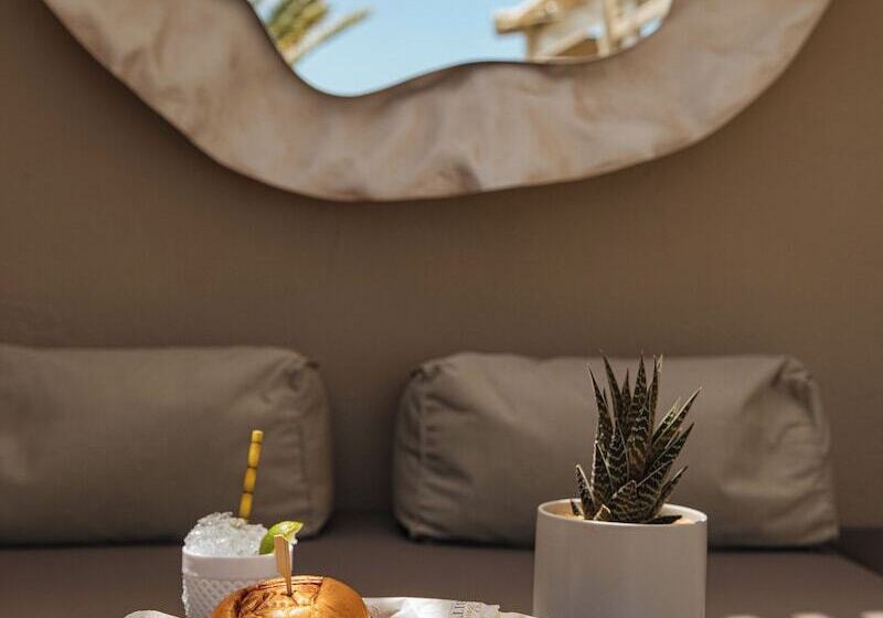 فندق Divani Escape