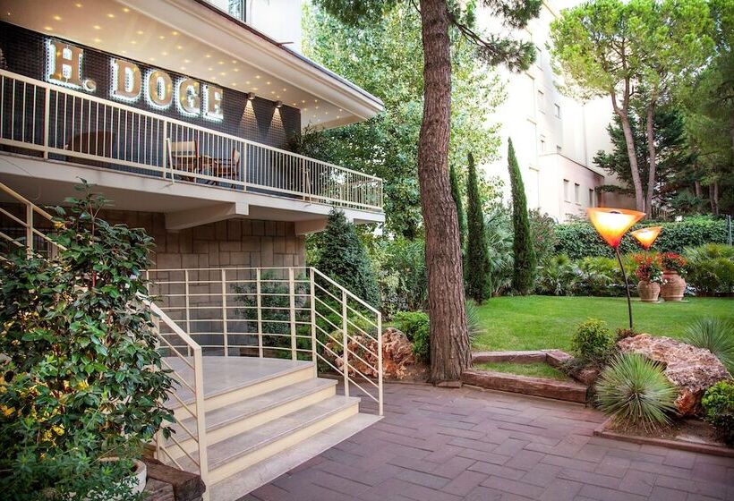 בית מלון כפרי Doge