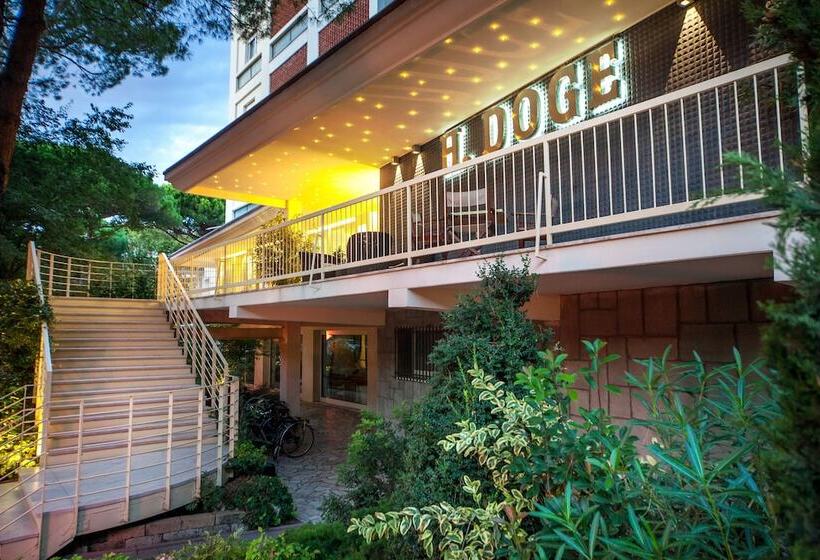 בית מלון כפרי Doge