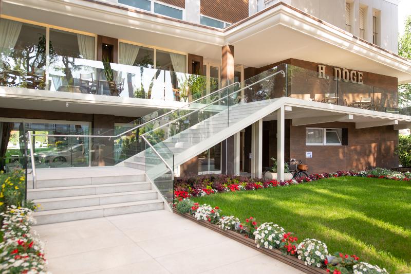 בית מלון כפרי Doge