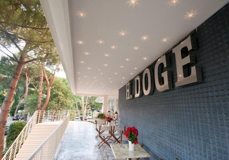 בית מלון כפרי Doge