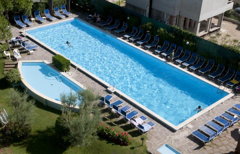 בית מלון כפרי Doge