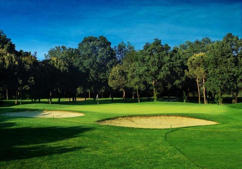 בית מלון כפרי Doge