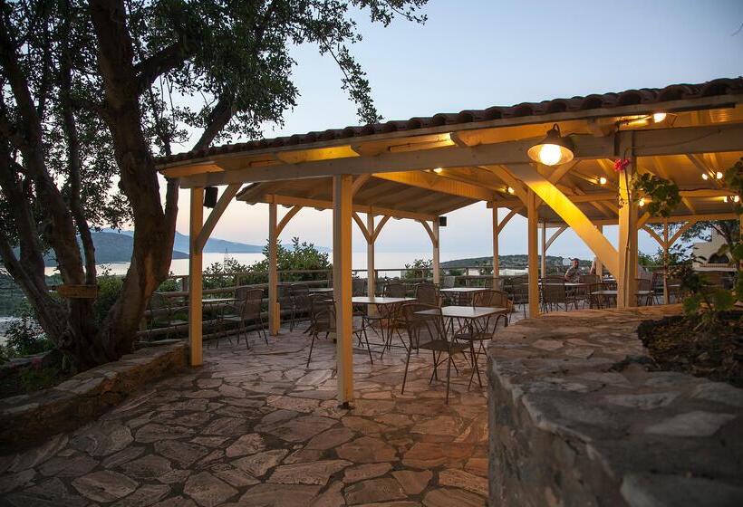 호텔 Elpida Village