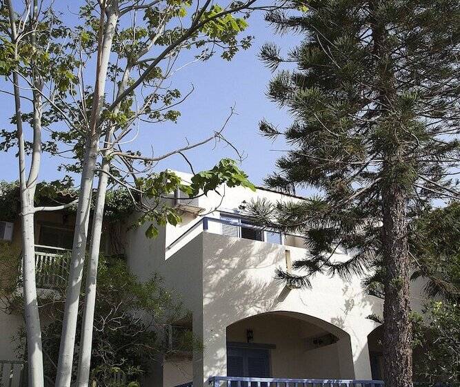 호텔 Elpida Village