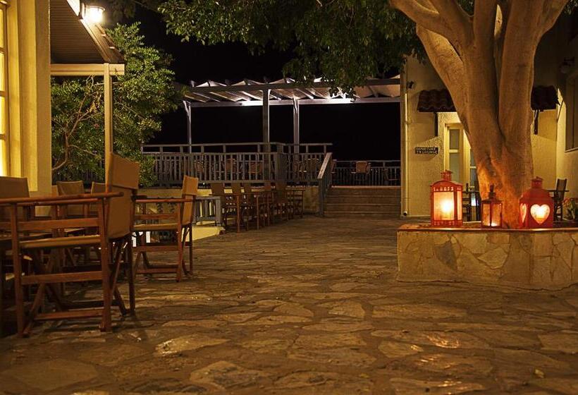 호텔 Elpida Village